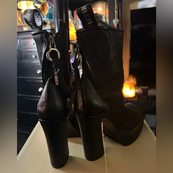 A.S.98 Vale Heeled Boots NIB🖤💋🖤 - Picture 4 of 8